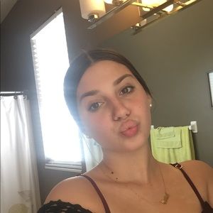 Meet your Posher, Kayleen